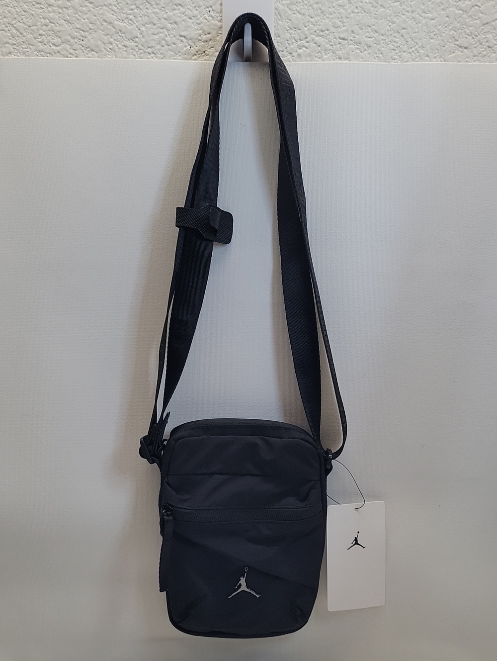New Jordan Airborne Festival Small Bag Black Crossbody Adjustable Strap Unisex